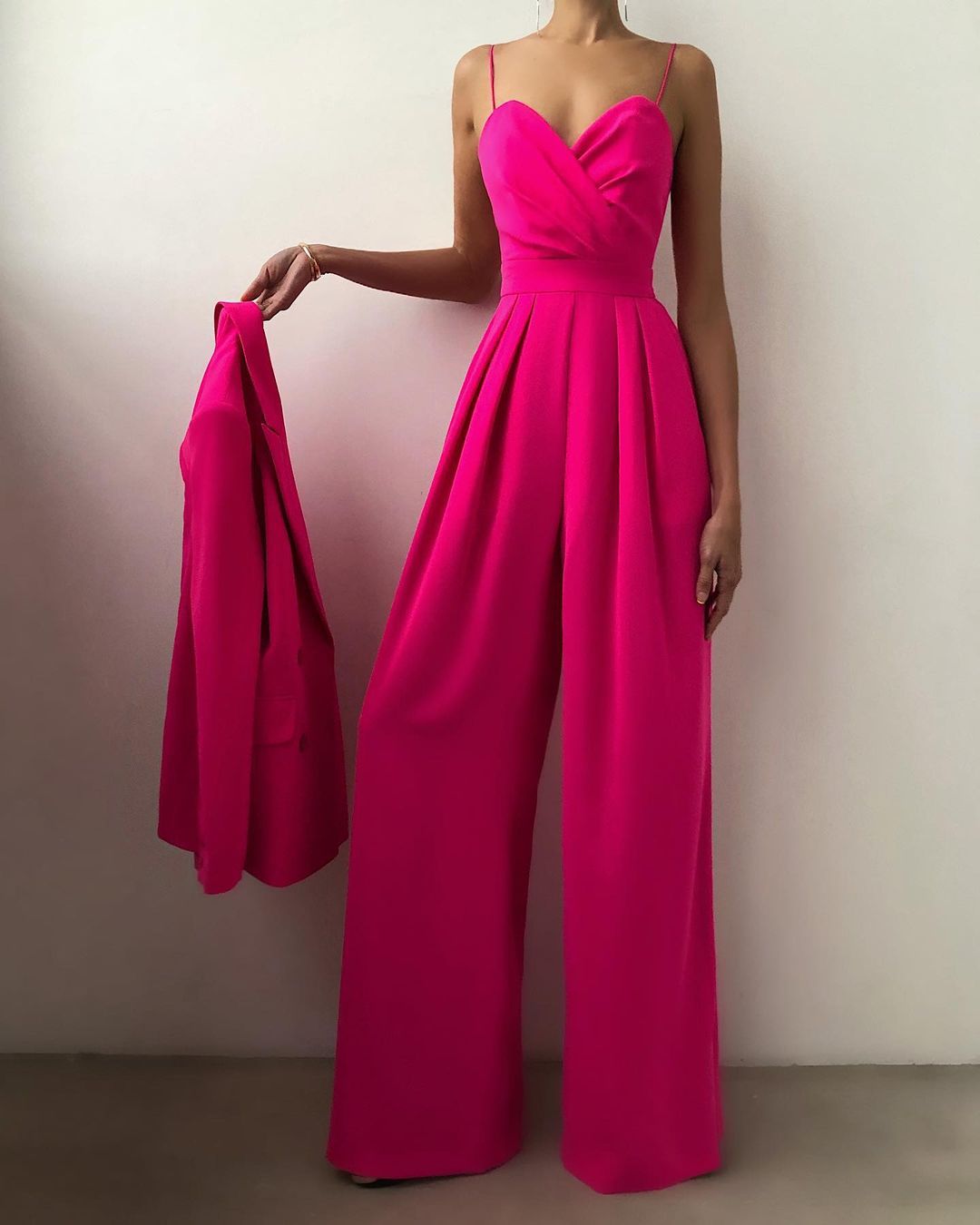 Haddie - elegant wide-leg pleated jumpsuit