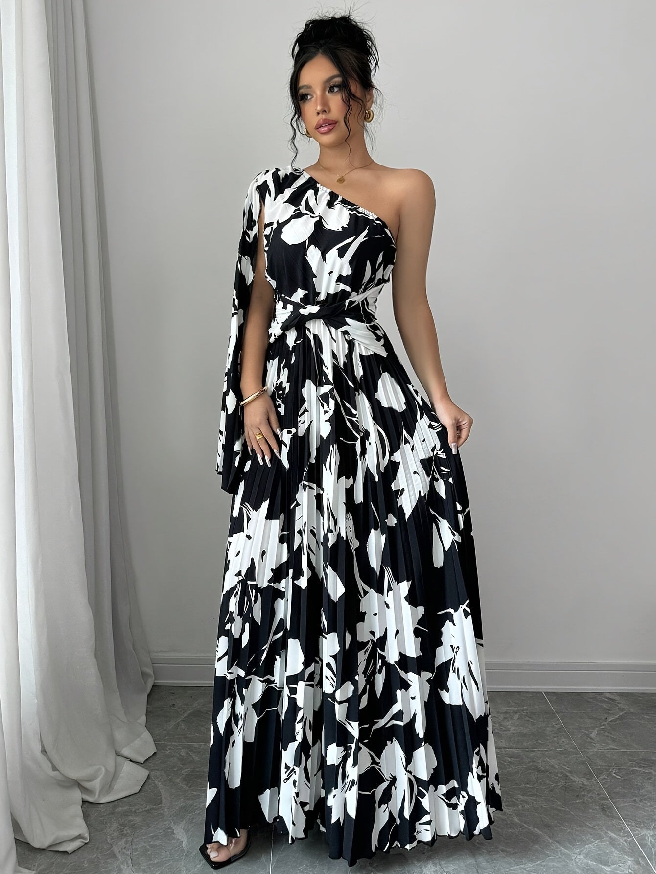 Sandra | Elegante Maxi Jurk met One-Shoulder en Bloemenprint