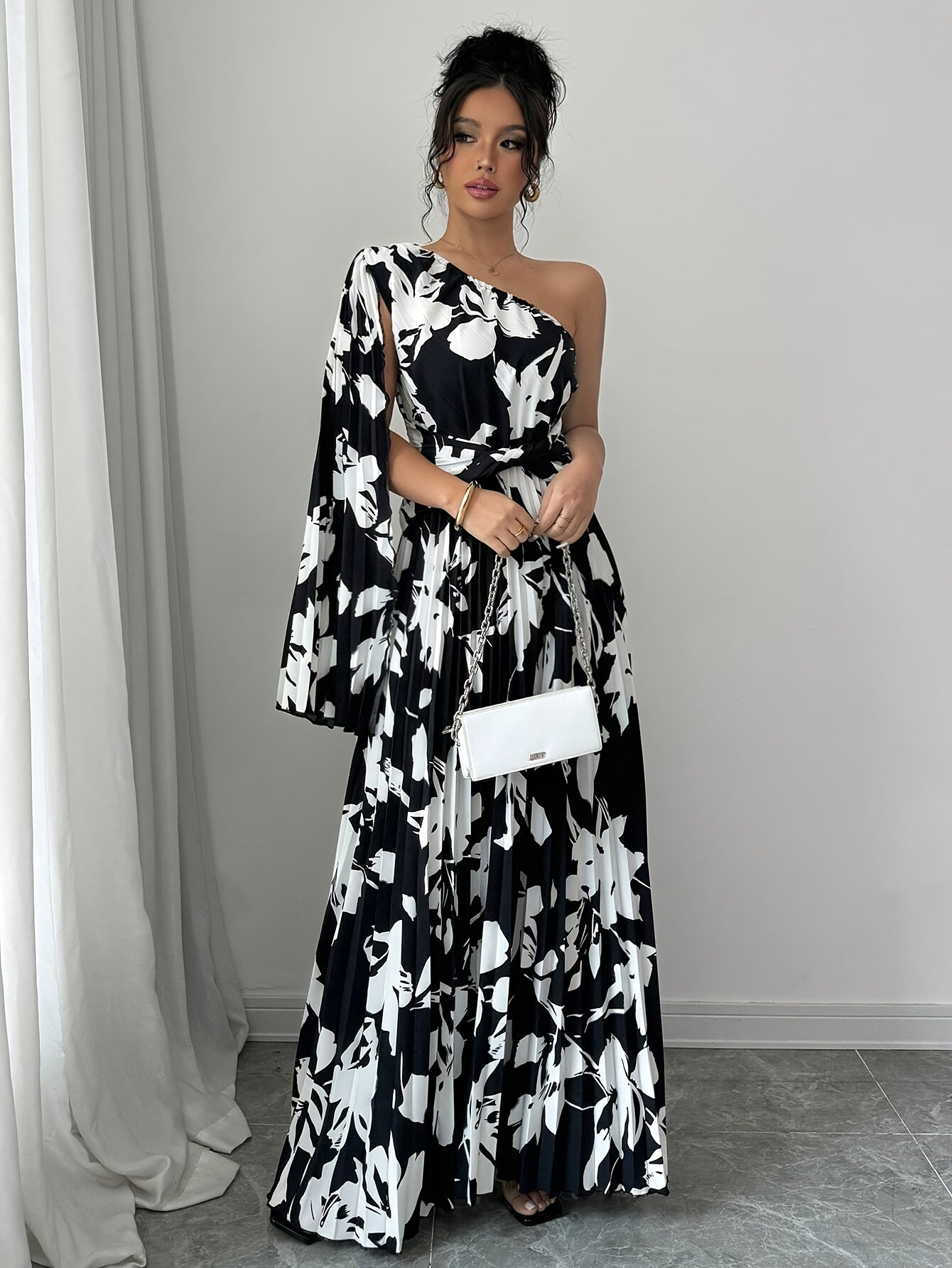 Sandra | Elegante Maxi Jurk met One-Shoulder en Bloemenprint