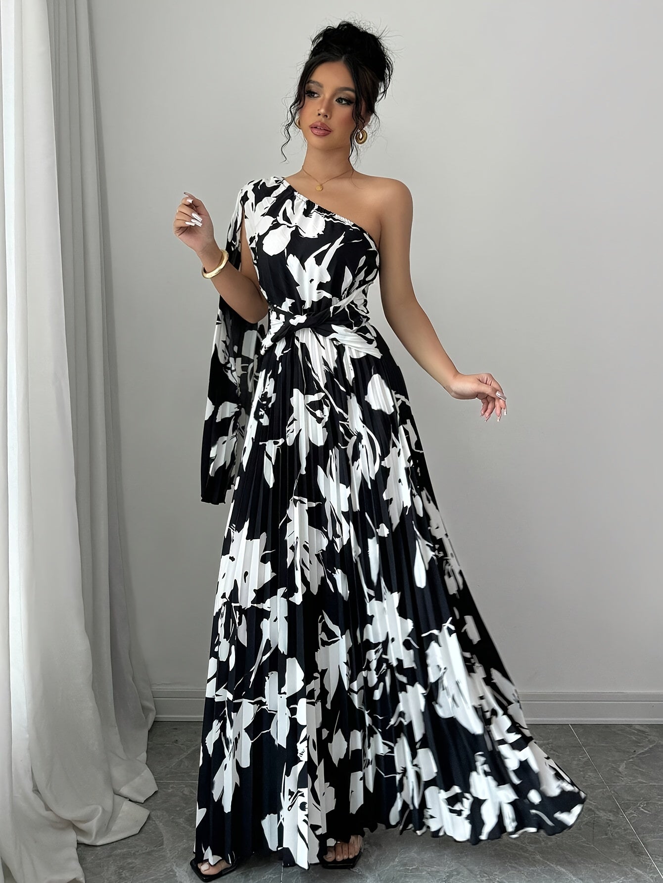 Sandra | Elegante Maxi Jurk met One-Shoulder en Bloemenprint