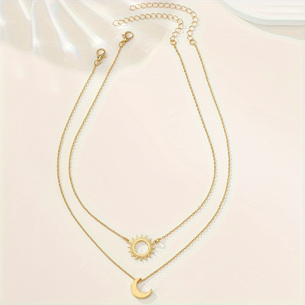 Sanne | Verfijnde Dubbele Ketting met Zon & Maan Hanger