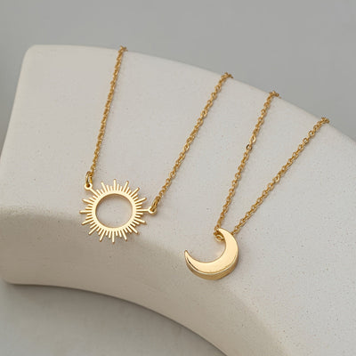 Sanne | Verfijnde Dubbele Ketting met Zon & Maan Hanger