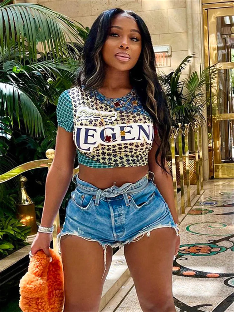 Gilda - Trendy Short Top with Print and Text