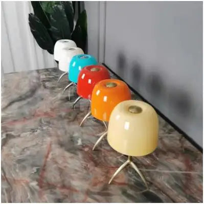 Orluné – Bauhaus Tripod Desk Lamp