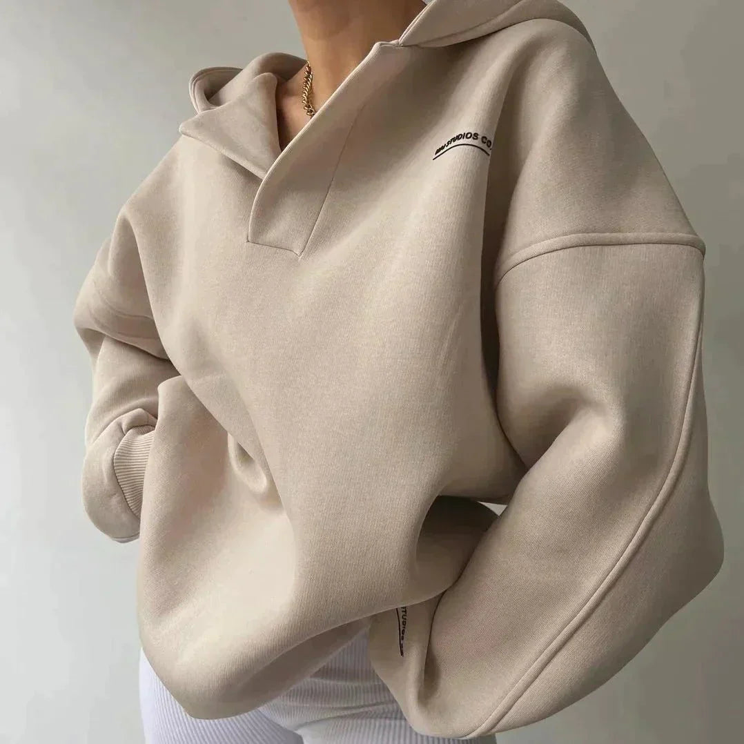 Vrouwentrui met oversized V-hals