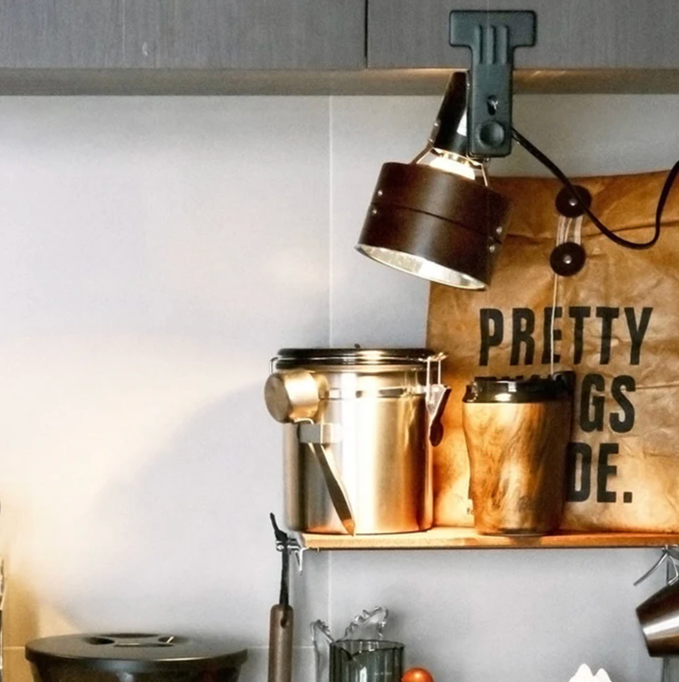 Climora - Adjustable Retro Desk Spotlight