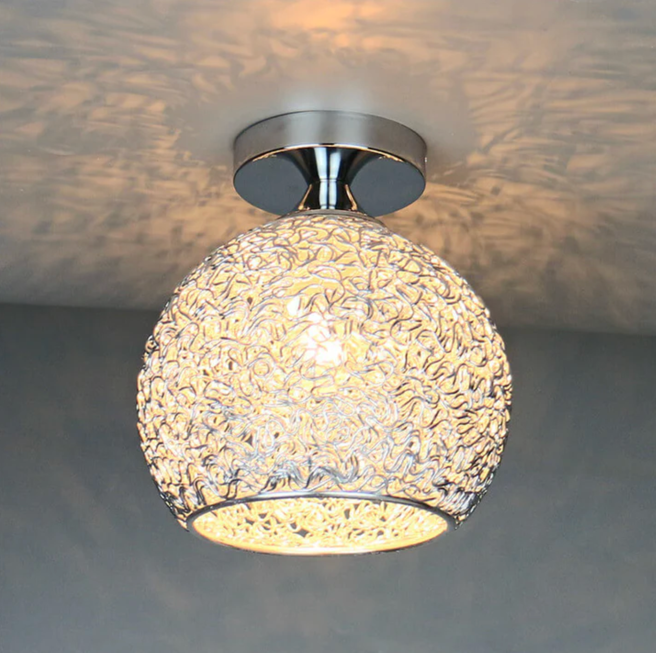 Meluné - Metal Globe Ceiling Light