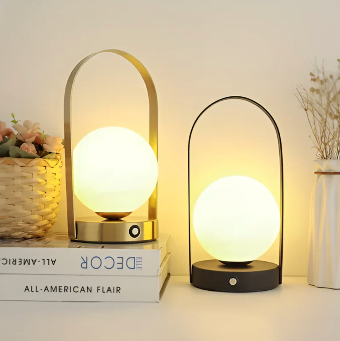 Luméri - LED Globe Table Lamp