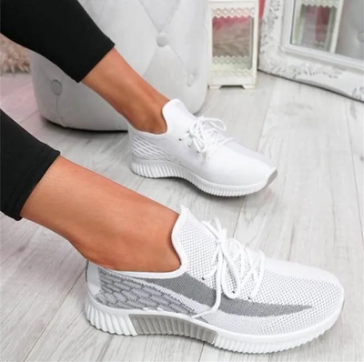 Lora - Breathable lace-up shoes for women for comfort and style