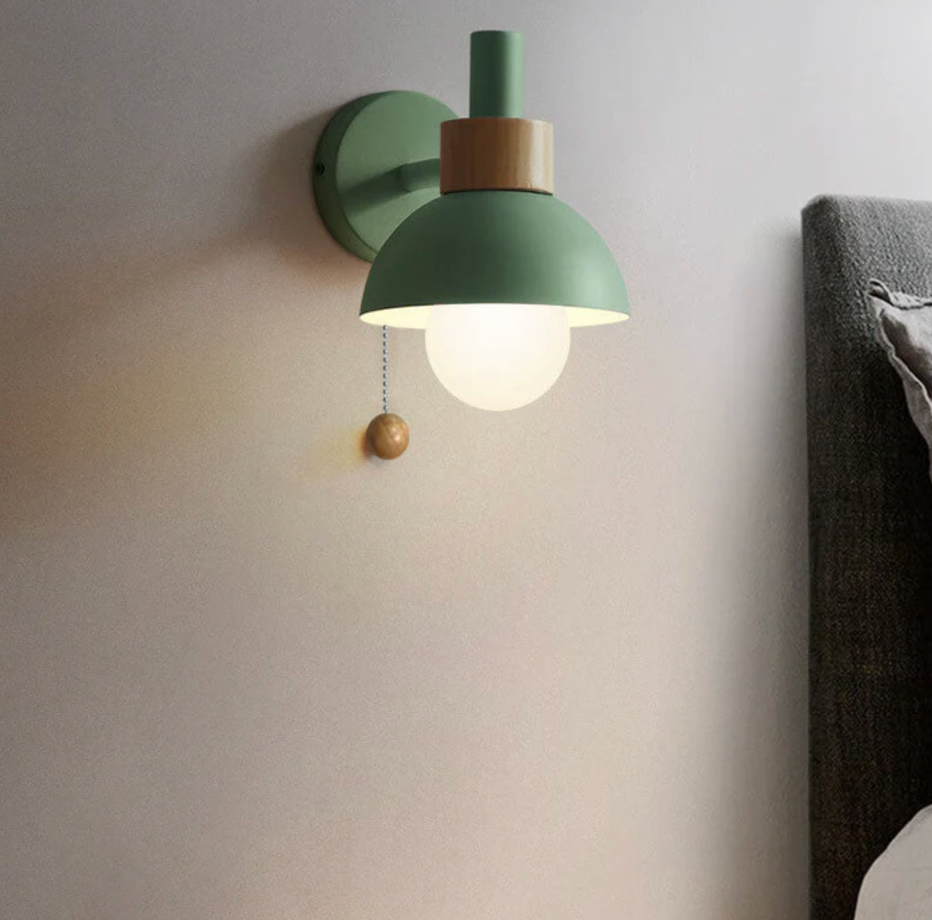 Colme - Wooden Accent Wall Light With Pull Chain