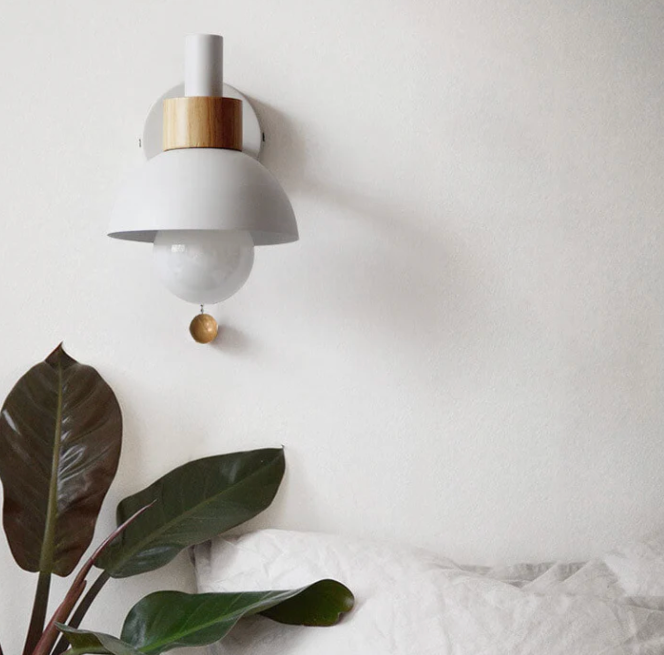 Colme - Wooden Accent Wall Light With Pull Chain