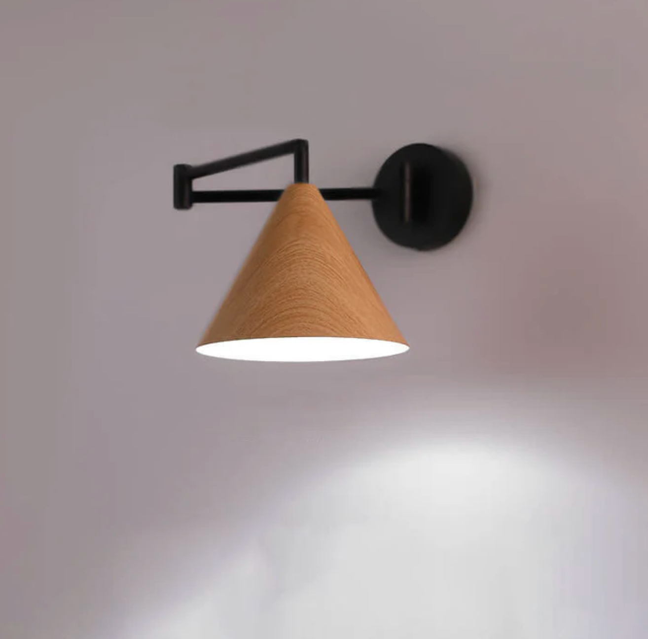 Nordevra - Wooden Wall Lamp