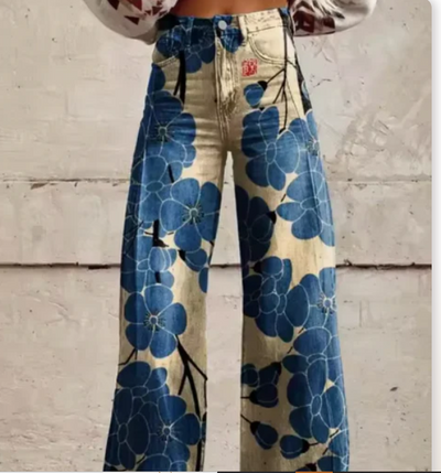 Lana – Wide Pants with Colorful Print