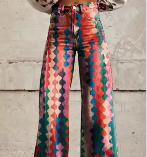 Lana – Wide Pants with Colorful Print