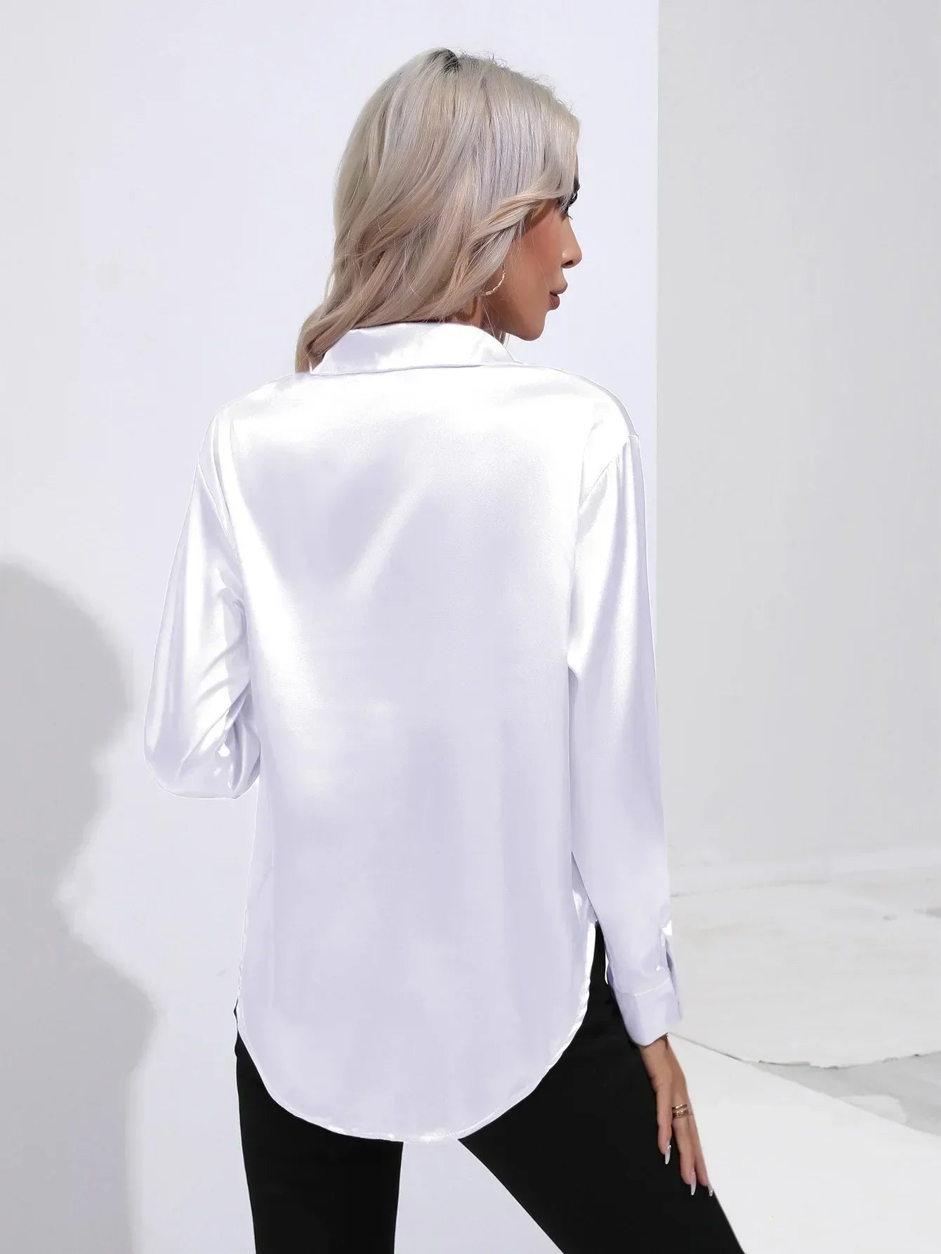 Isotta - Satin Blouse