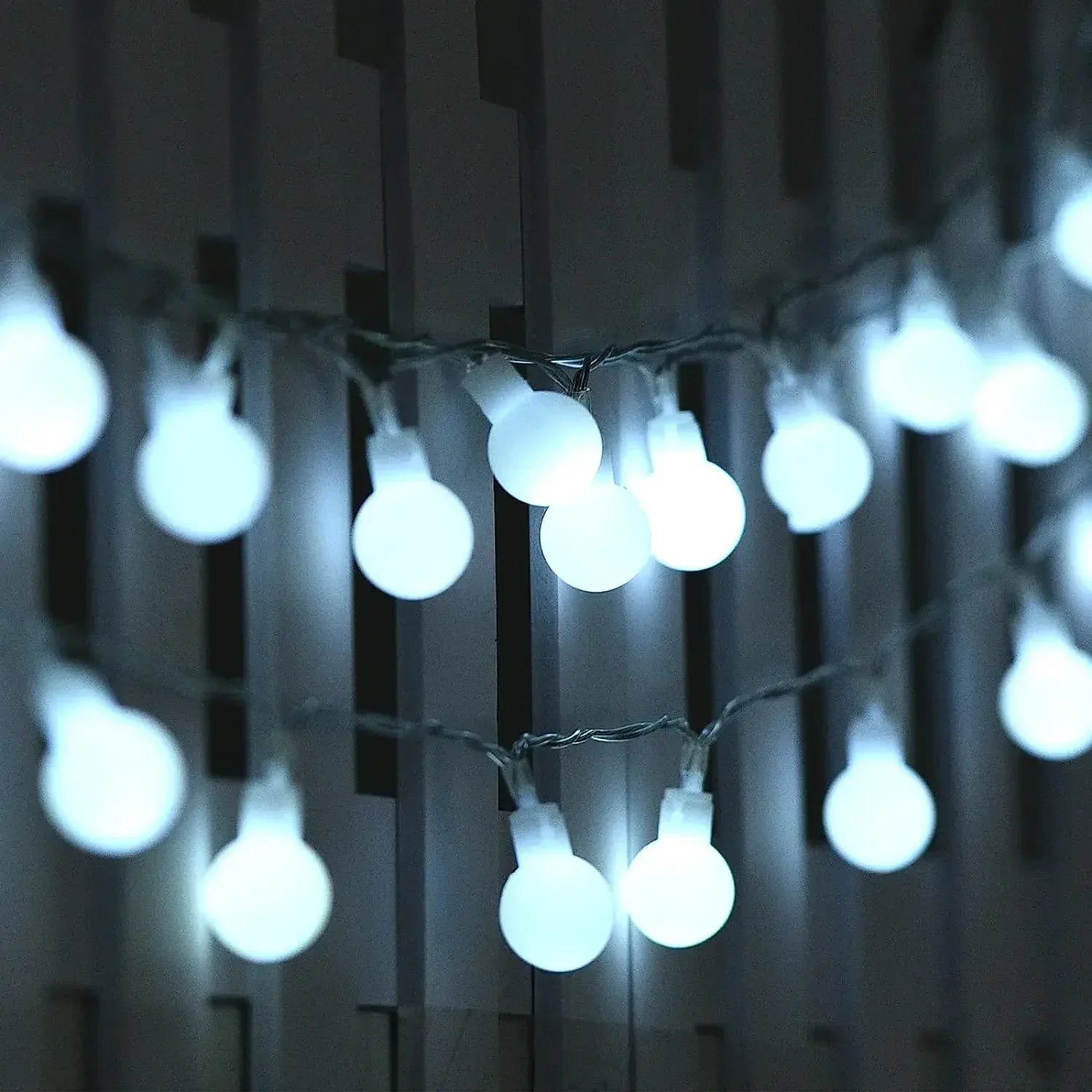 Solivelle – Waterproof LED Globe String Lights