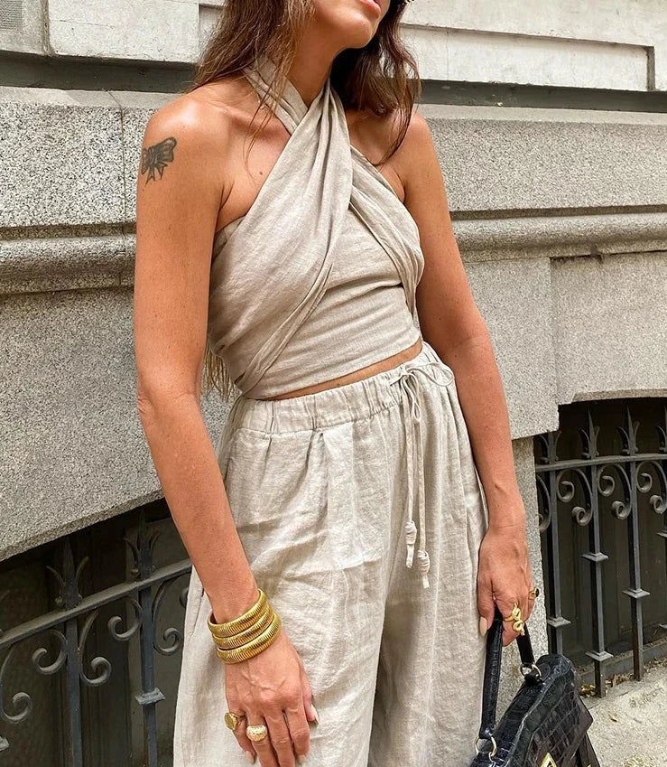 Gwenore - Stylish Crossover Crop Top