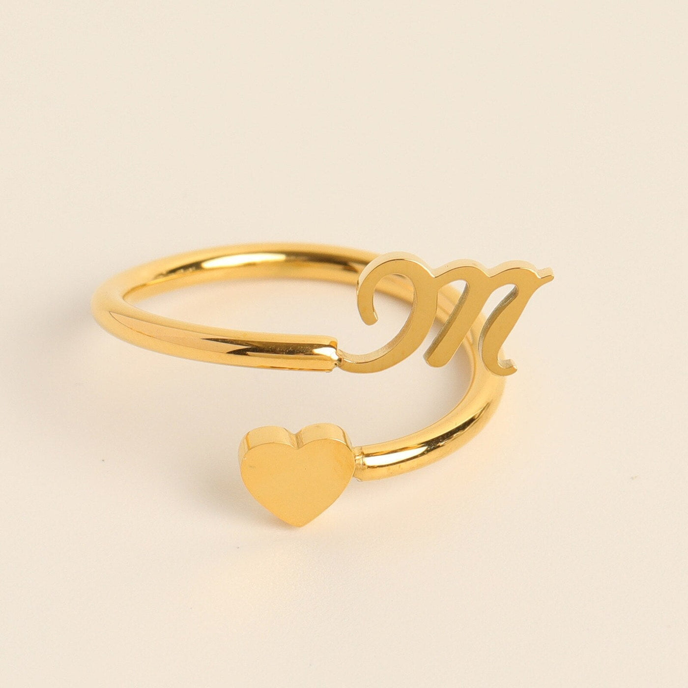 Love Initial Ring – Personal charm with meaningful engraving