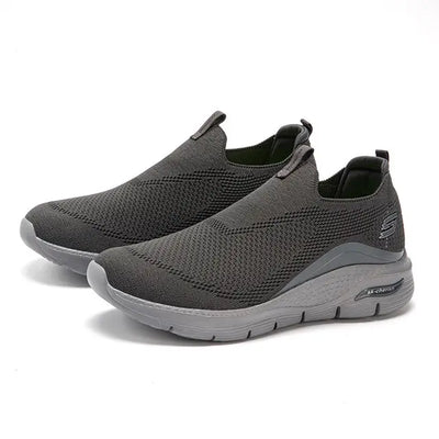 Jasper | Comfortable black slip-on sneakers
