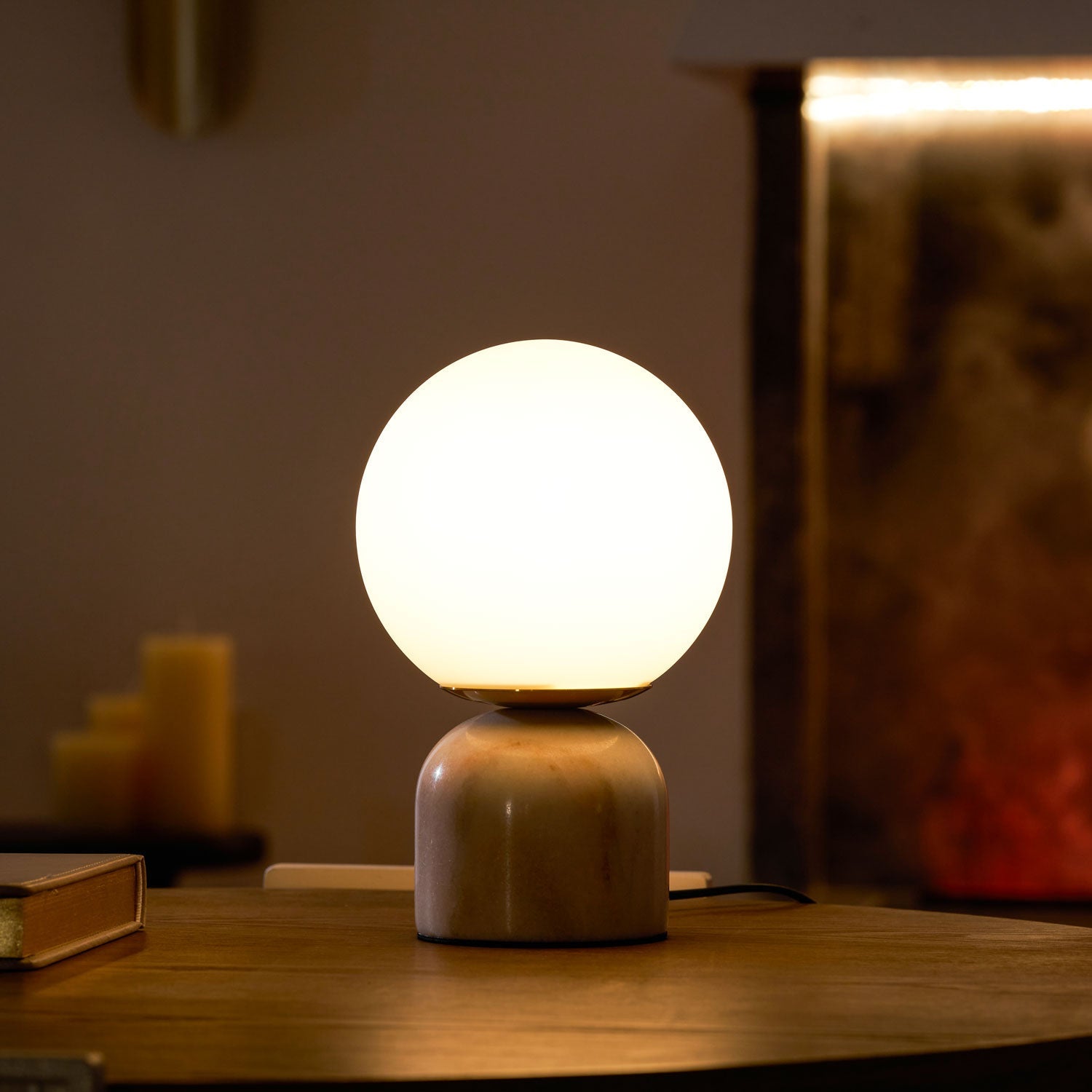 Dirella - Contemporary Sphere Marble Table Lamp