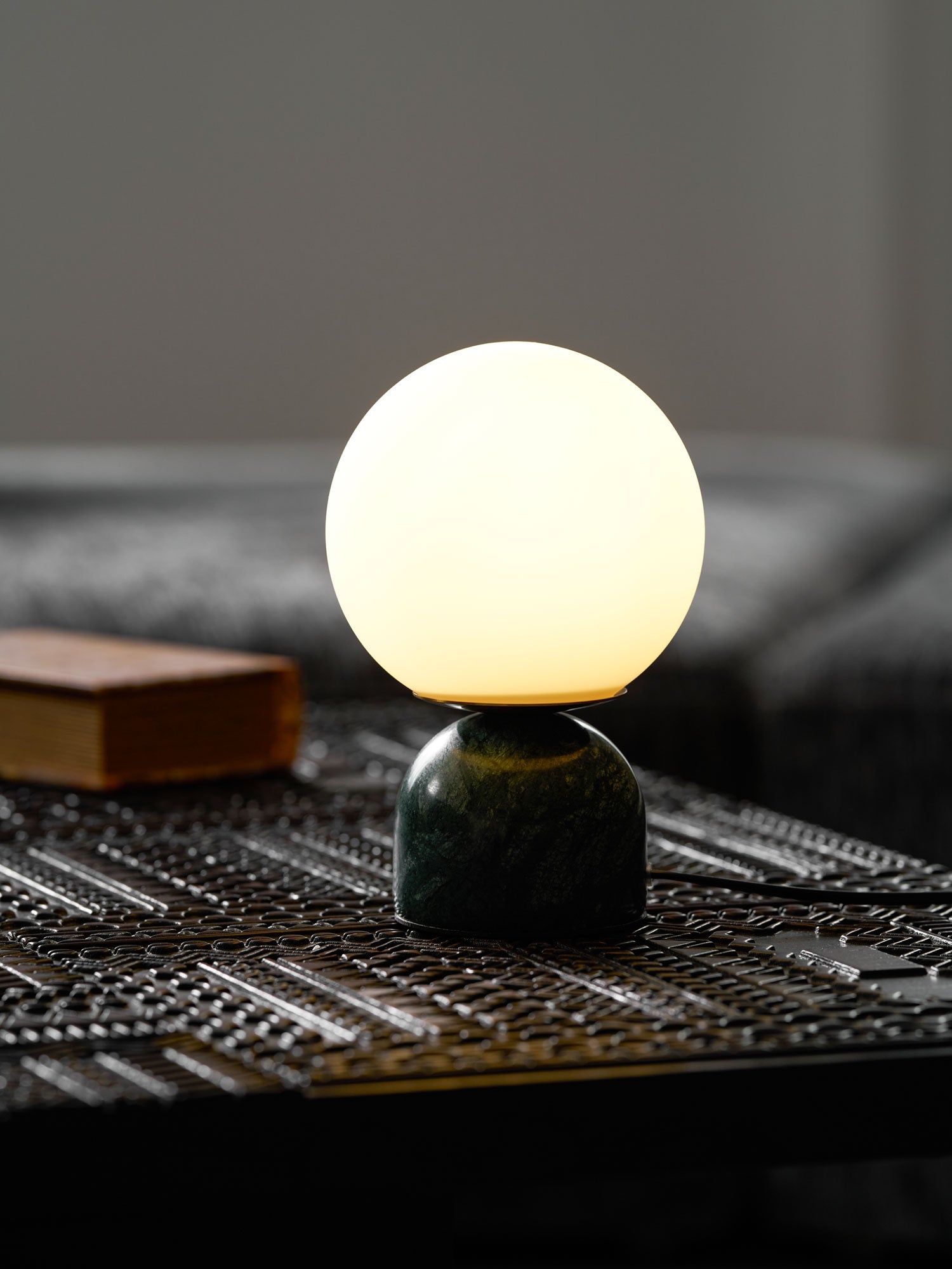 Dirella - Contemporary Sphere Marble Table Lamp