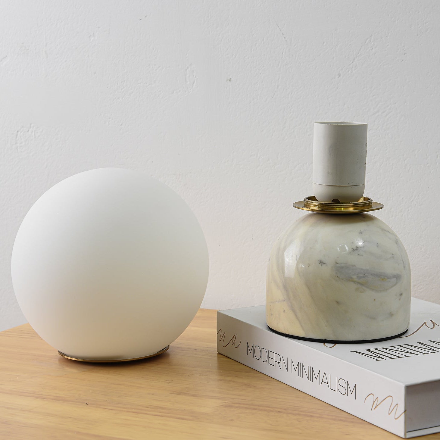 Dirella - Contemporary Sphere Marble Table Lamp
