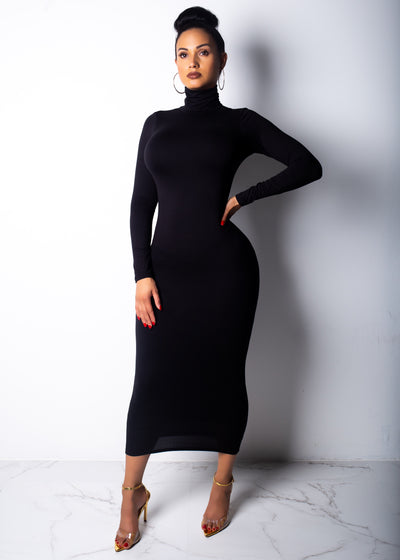 Thalia | Elegante Getailleerde Maxi Jurk met Hoge Kraag