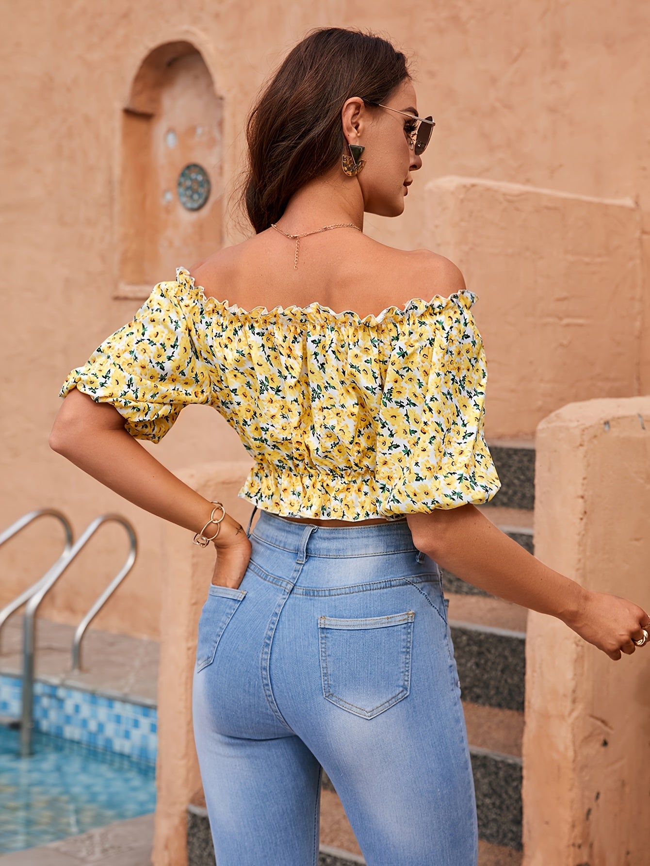 Trixie | Off-Shoulder Bloemen Crop Top voor de Zomer