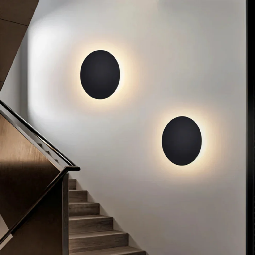 Oriona – Modern Round LED Wall Light