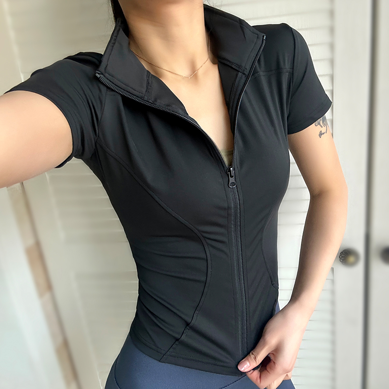 Winnie | Sportief Getailleerd T-shirt met Rits