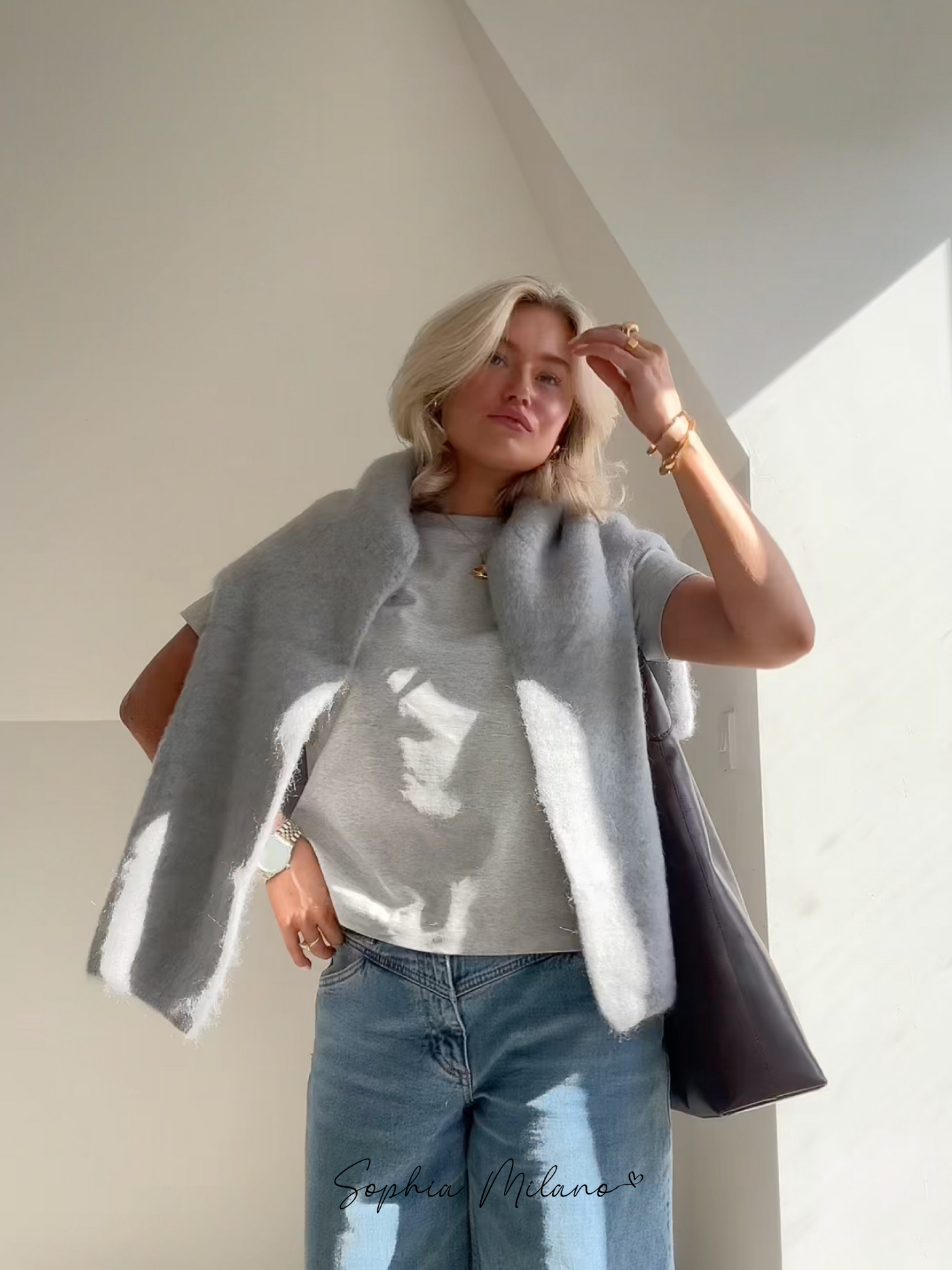 Ishara - Round Neck Sweater