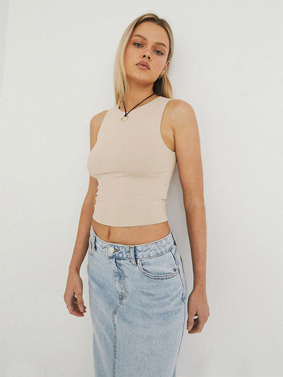 Zayda | Basic Mouwloze Crop Top met Strakke Pasvorm
