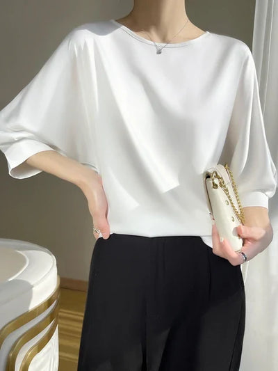 Javiera - Shiny Satin T-Shirt