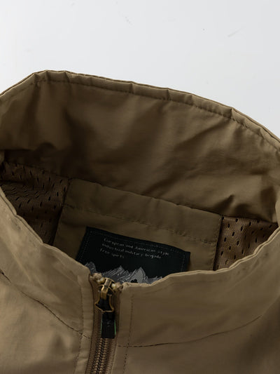 Eva | Sleeveless vest with zip pockets