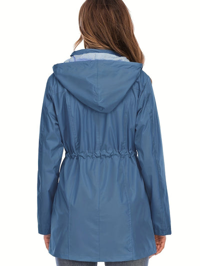 Sophie | Halflange regenjas met capuchon en rits