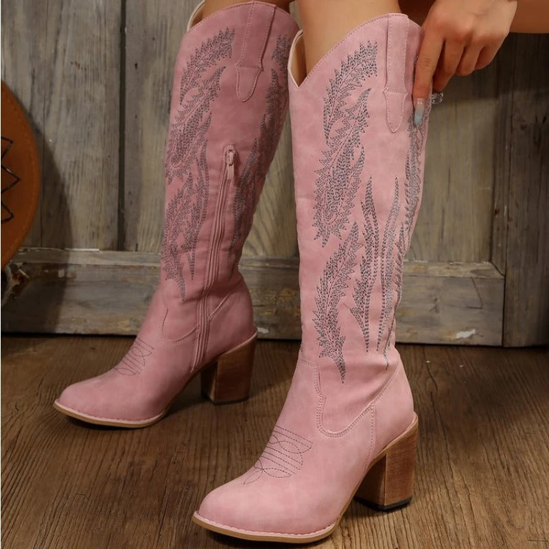Eva | Pink cowboy boots with embroidery