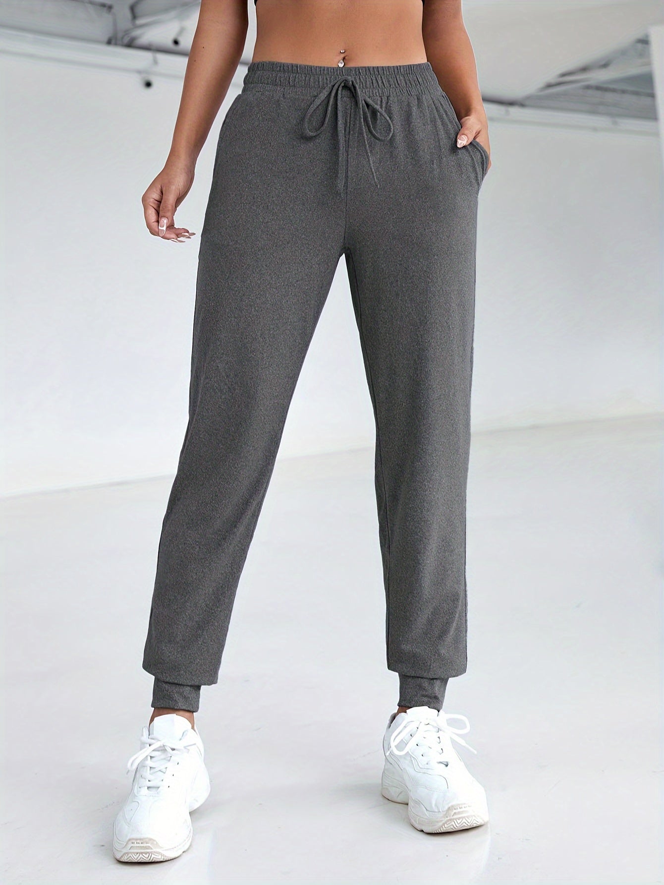 Emma | Comfortabele zwarte sportieve damesbroek met hoge taille