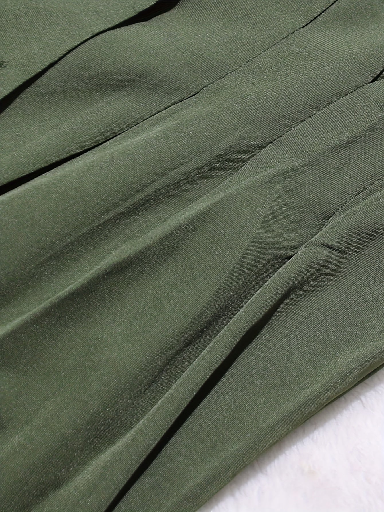 Lara | Casual overhemdjurk met geplooide taille en lantaarnmouwen