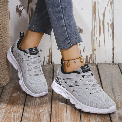 Joyce | Women's contrasting lace-up sneakers