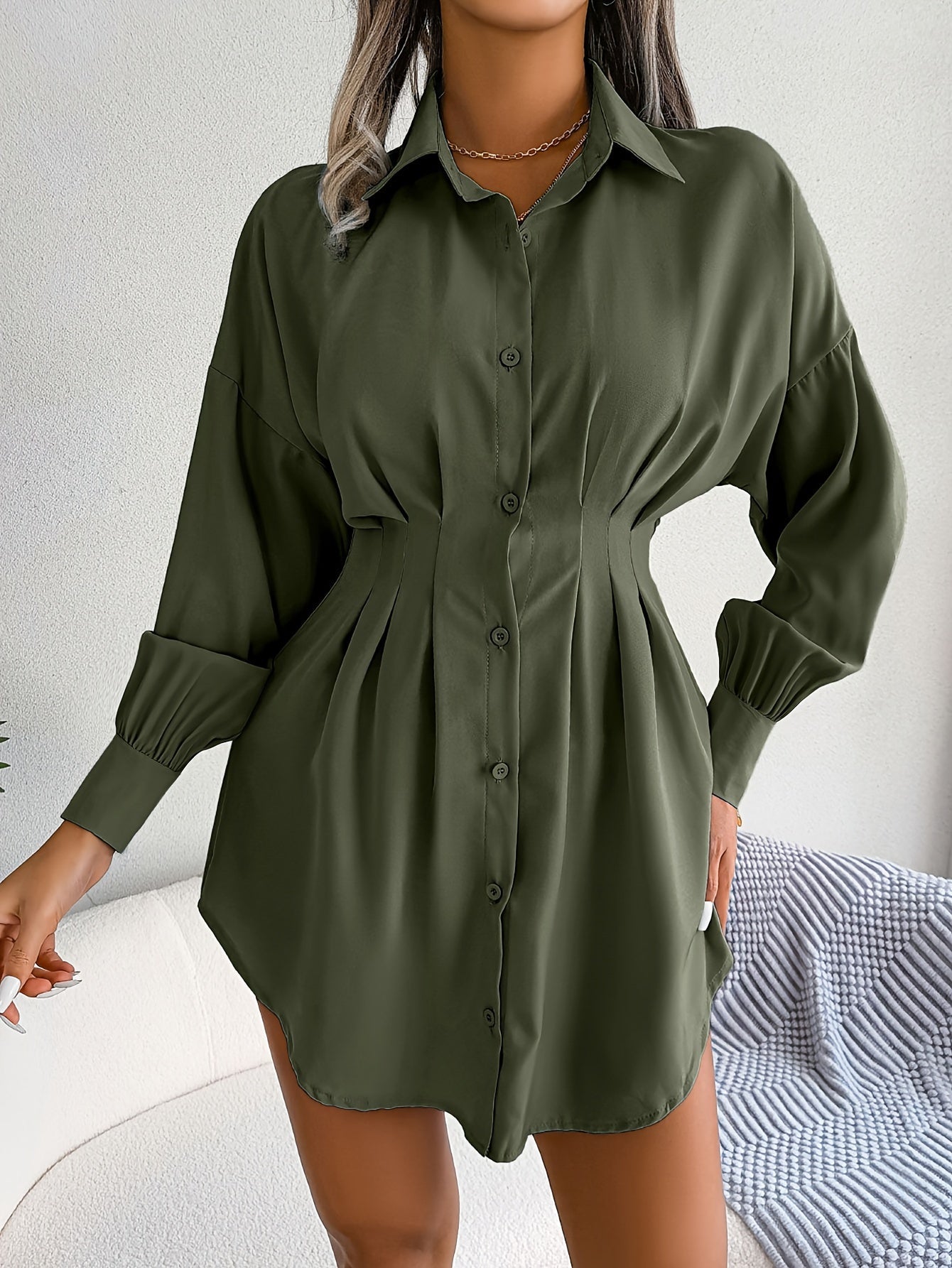 Lara | Casual overhemdjurk met geplooide taille en lantaarnmouwen