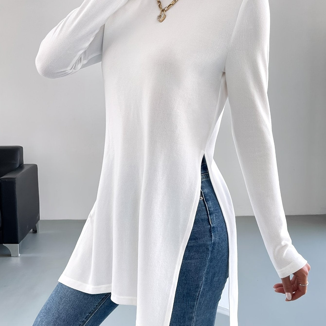 Nina | Stijlvol effen kleur t-shirt met lange mouw en zijsplit