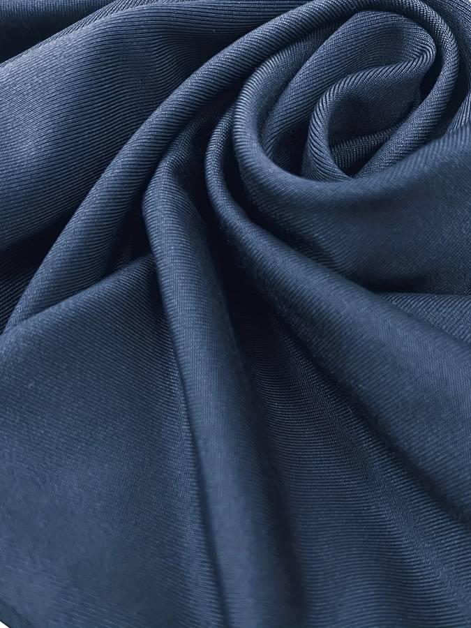 Lotte
 Basic long sleeve top