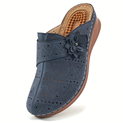 Lotte | Women's platform wedge heels with floral decoration