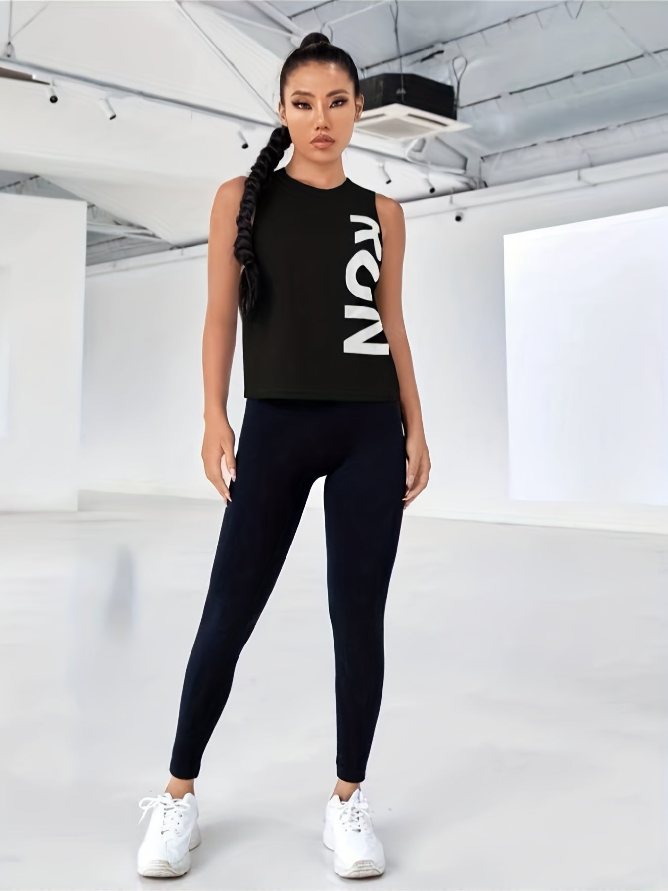 Sara | Casual tanktop met letterprint