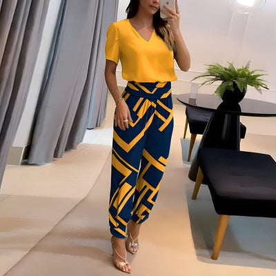 Evelyn - Trendy blouse and pants
