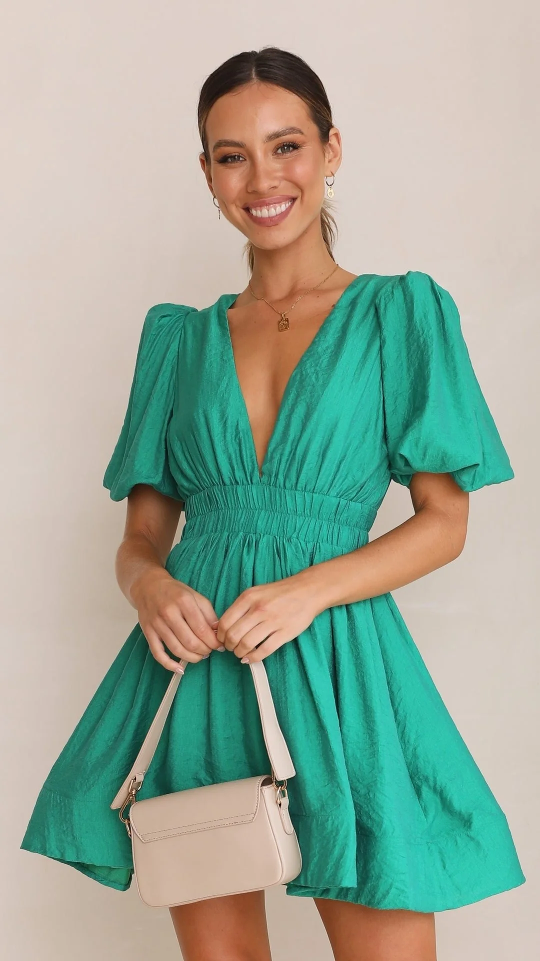 Amara – Zomerjurk met Pofmouwen