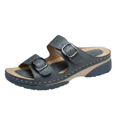 Amira – Geperforeerde Buckle Sandalen