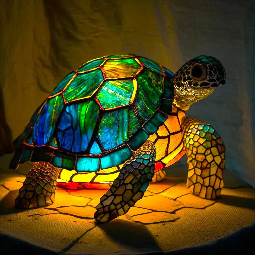 Elaris – Glass Table Lamp with Animal Design