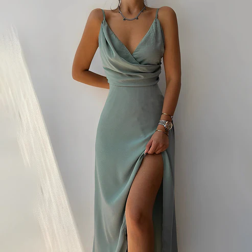 Aurora – Elegante Maxi Jurk met Spaghettibandjes