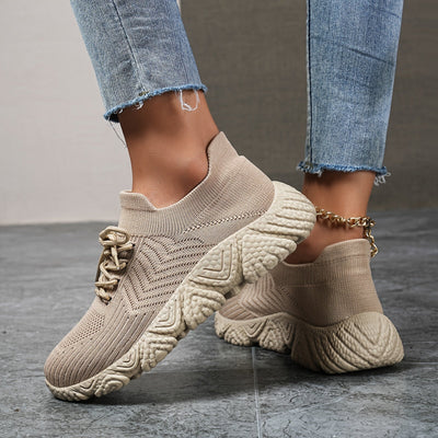 Sophie | Ademende lage sneakers in effen kleur